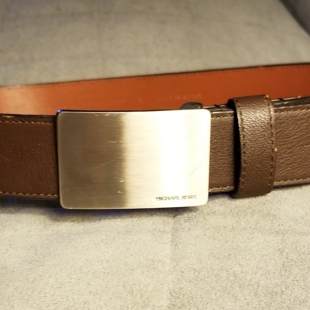 Michael Kors 31" belt